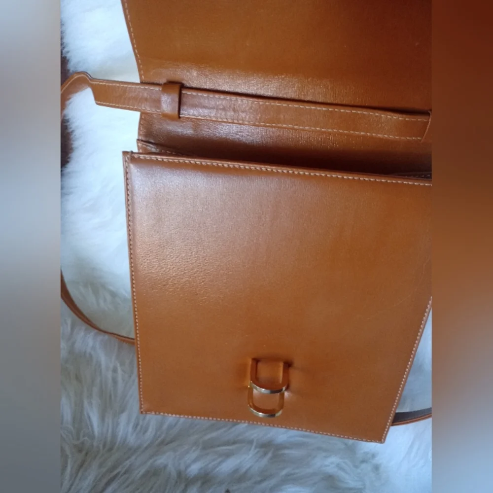 Vintage Leather Crossbody COGNAC - Picture 5 of 8